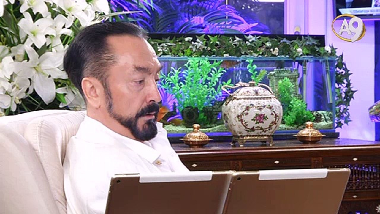 Şeyh Ahmet Yasin Hocamız çok mübarek bir insandır, Allah cennet sofralarında birlikte kılsın