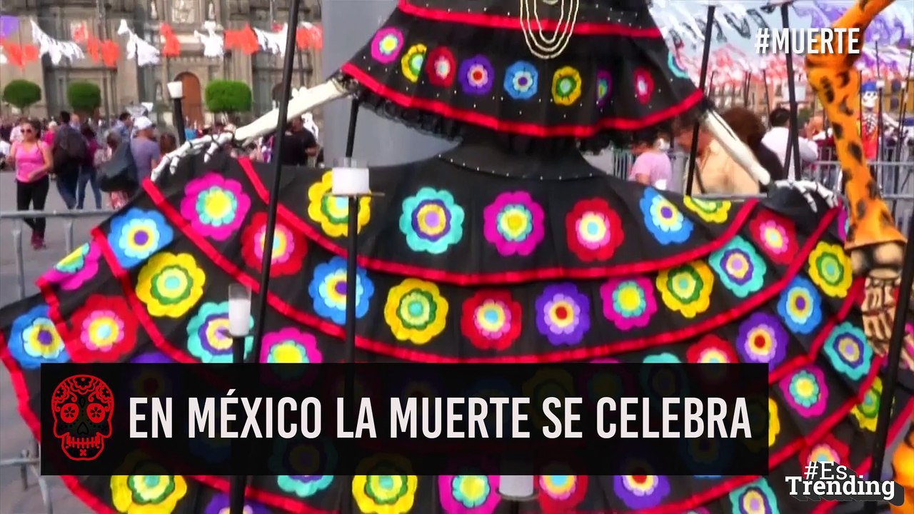 En México ofrecen banquetes, música y danzas a la muerte