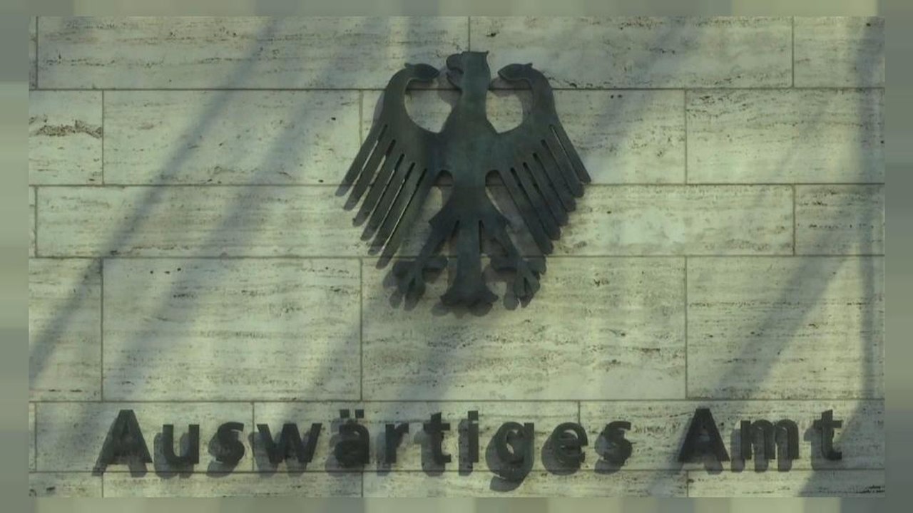 Schwarzgeldkasse bei der deutschen Botschaft in Paris?