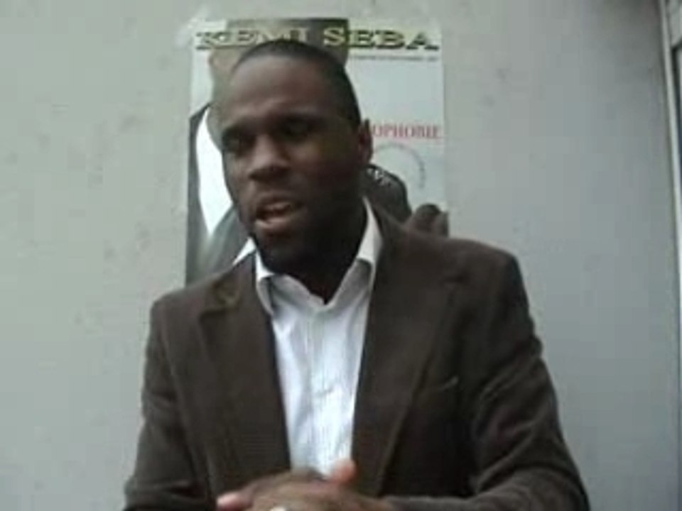 Kémi Séba ARRETE ce matin par la section anti-terroriste