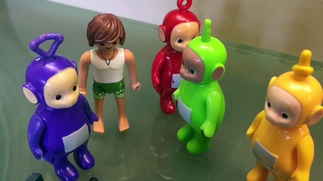 MOTOR BOAT Ride In The BATHTUB with TELETUBBIES TOYS,-2ZScP8Lmr1M