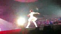 須田亜香里 SKE48の日本ガイシコンサートでの孤独なバレリーナという楽曲にて。100mくらい踊りながら移動してという注文を受け、必死こいて回転とジャンプで距離稼ぎ 。2017.10.01