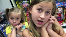 CUTE KIDS Beg Daddy for TOYS During WWE Figure Shopping Trip