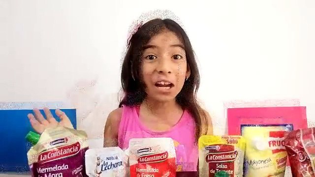 RETO! MEZCLANDO COMIDAS DULCES Y SALADAS! Majo Fashion & Juguetes