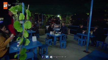 Kırgın Çiçekler 63.Bölüm - Olay yaratan Feride videosu!