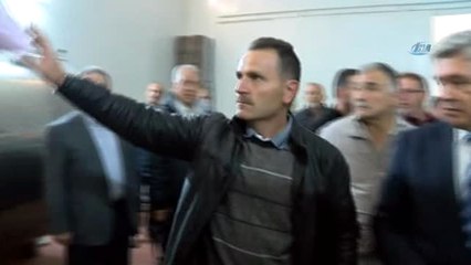 Köyde Kurdukları Fabrikadan Dünyaya Pancar Pekmezi İhraç Edecekler