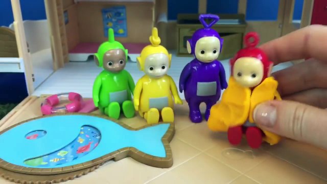 TELETUBBIES Swimming Pool and Slide Calico Critters Boat Toy!-cn1SbhNyNa8