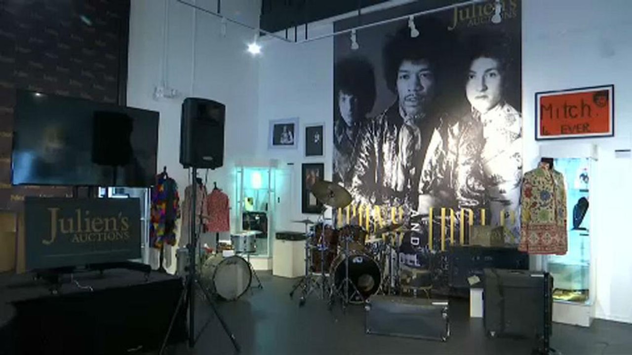 Des objets cultes "pop rock" mis aux enchères