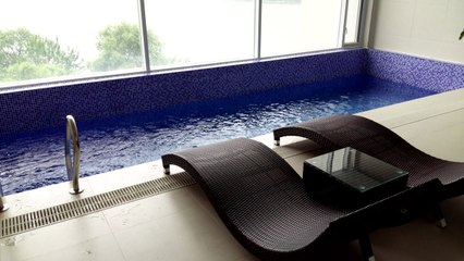 농어촌민박 등록하고 수영장 딸린 호화펜션 운영 / YTN