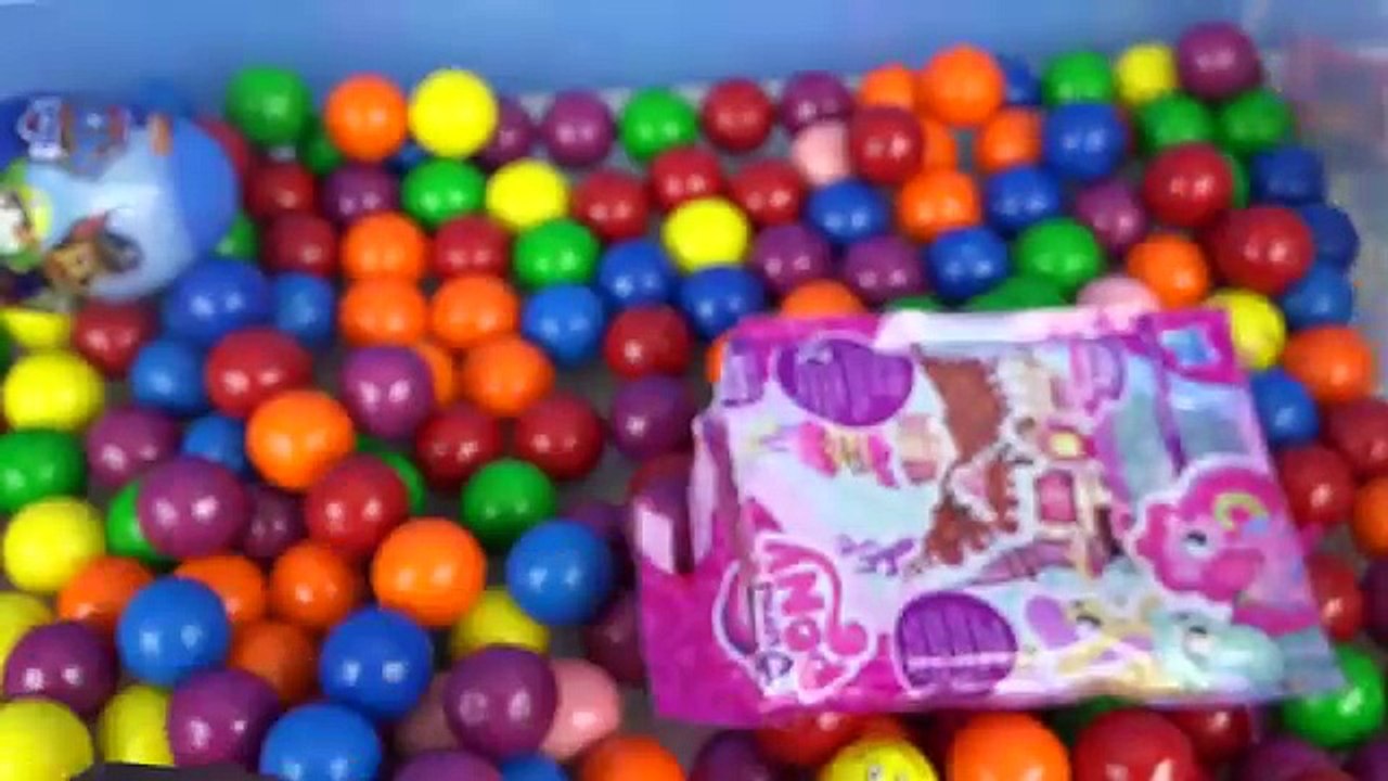 Candy Gumballs Car Surprise Frozen Elsa Slime Clay Trolls Disney Pixar Cars Lightning McQueen