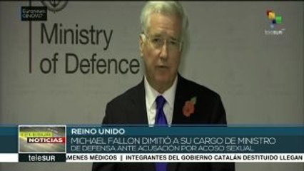 Dimite el ministro británico de Defensa tras acusación de acoso sexual