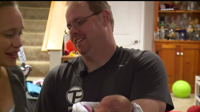 Nurse Delivers Own Baby in Car Outside Hospital Where She Works