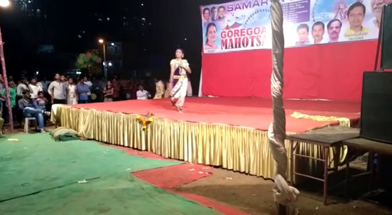 FULL ENTERTAINMENT FUNNY DANCE