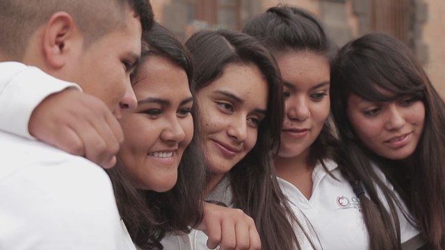 Adolescentes de Jalisco desarrollan soluciones innovadoras en el concurso Ideatón