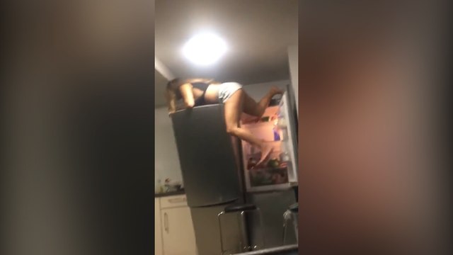 Joven se pasa de tragos y destroza la cocina