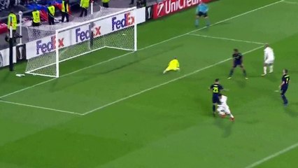 Le But de Houssem Aouar vs. Everton
