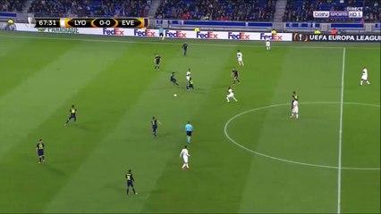 But de Bertrand Traore contre Everton (1-0)