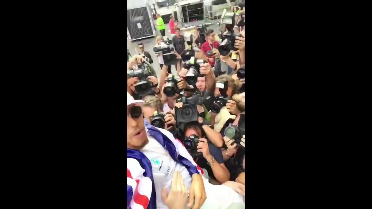 4 TIME WORLD FORMULA ONE CHAMPION!!! Mexican GP _ Lewis Hamilton Vlogs