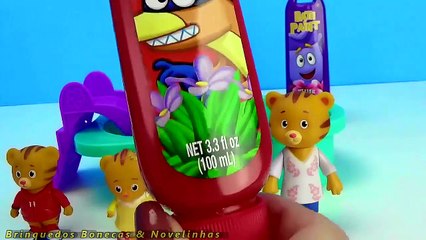 Daniel Tigre em Português Daniel Tigers Neighborhood Family Bath Paint bathtime toy Tintas de Banho