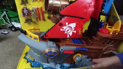 Kid Playing with Toys: Shark Bite Pirate Ship Toy UNBOXING - JackJackPlays