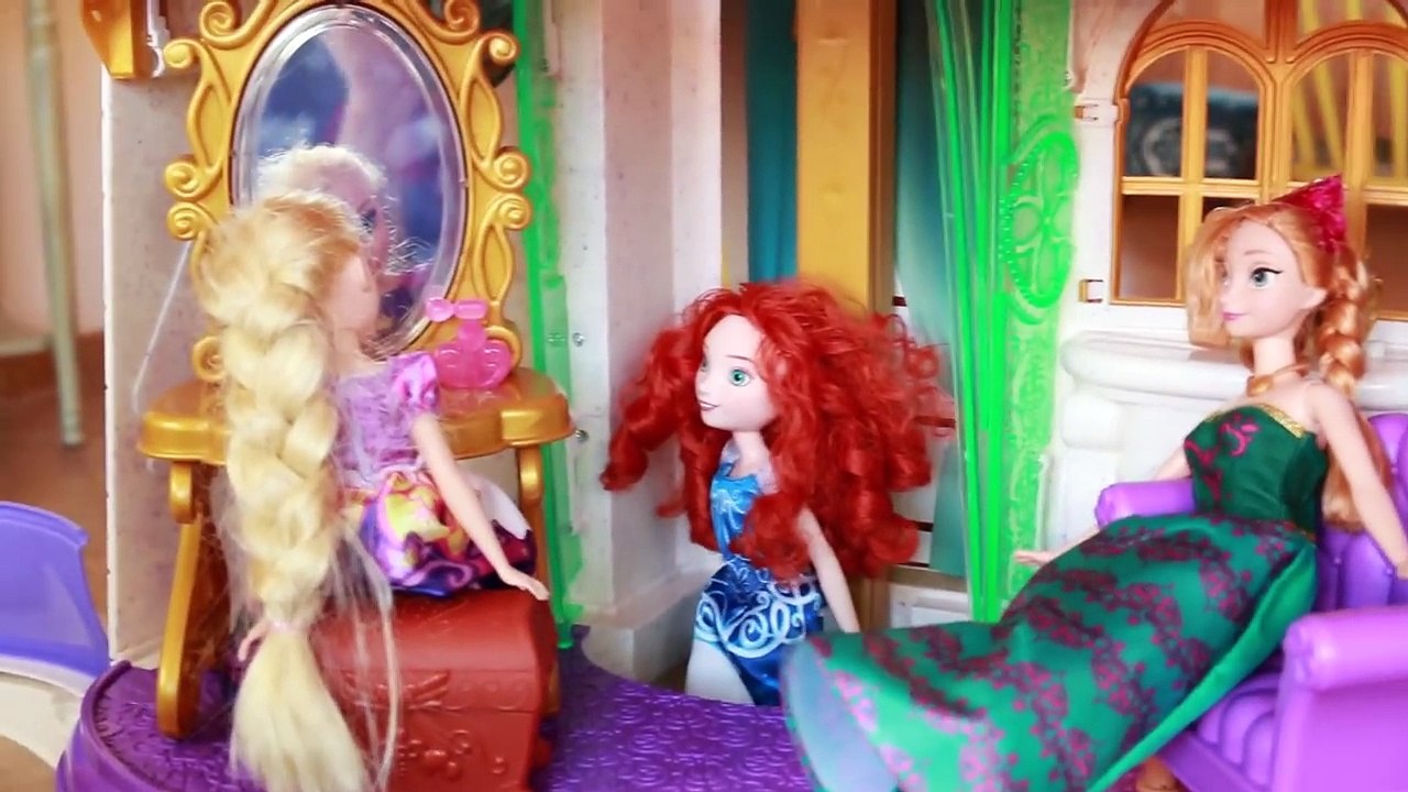 Moana & Elena of Avalor Move Into The Sofia The First New Disney Princess Dollhouse & Castle