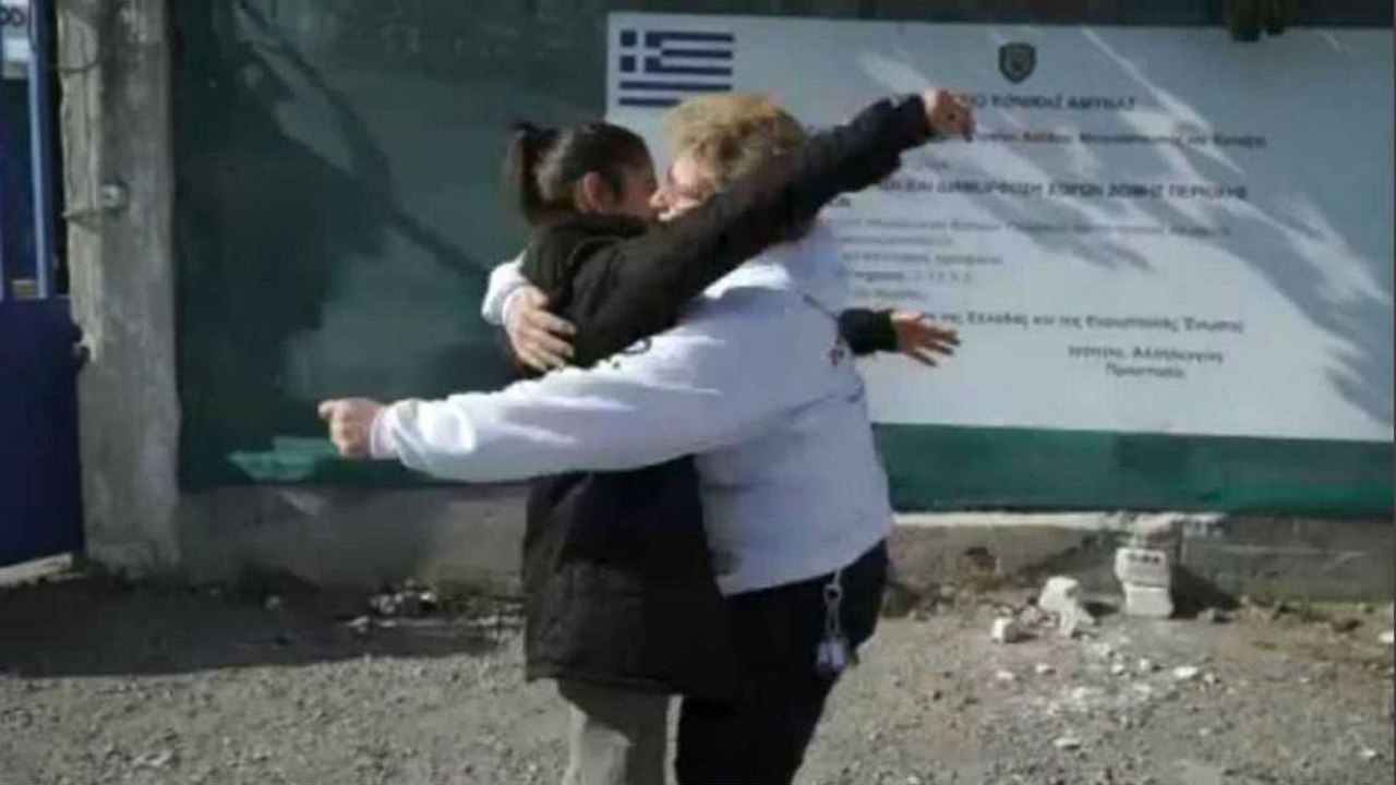 Λίζα Κάμπελ: «Ο φύλακας άγγελος των προσφύγων»