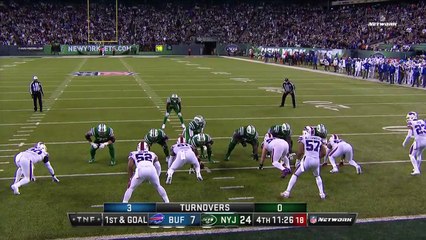 New York Jets running back Matt Forte runs in his second touchdown of the night