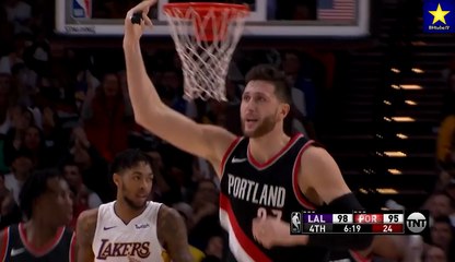 Jusuf Nurkić - 28 poena, 6sk, 5ast, 3stl. protiv Lejkersa