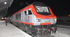Bakü-Tiflis-Kars Demir Yolu Hattı Treni Kars'a Ulaştı