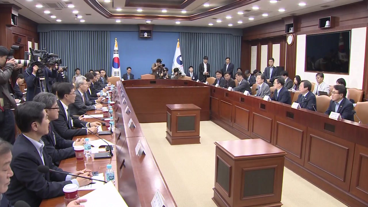 동남아 3국 관광객 내년 4월까지 무비자 입국 허용 / YTN