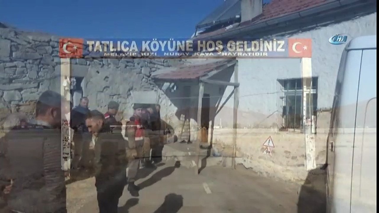 Önce Karısını Öldürdü, Sonra Kafasına Sıktı