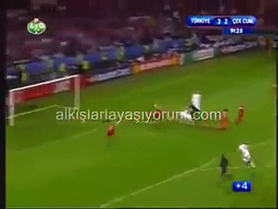 Rıdvan Dilmen çıldırıyor. Yapma Volkan bee yapmaa