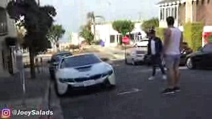 BREAKING CAR WINDOWS PRANK 2017