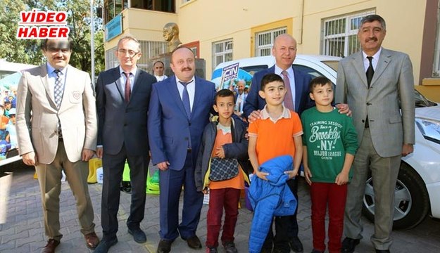 (3 Kasım 2017) BAŞKAN ÇOLAKBAYRAKDAR, “ÇOCUKLARIMIZA DAHA SAĞLIKLI ORTAM SUNUYORUZ”
