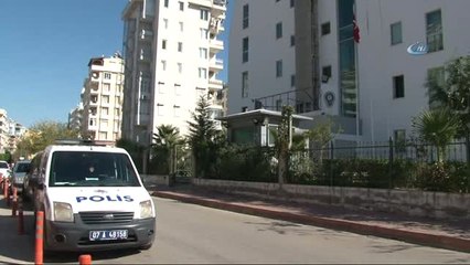 İki Üniversite Mezunu Adam, 6 Kadını Fuhuşa Sürüklerken Suçüstü Yakalandı