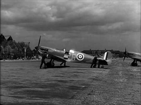 The Daily Inspection of a Spitfire - Part 5 - Inspection Completed