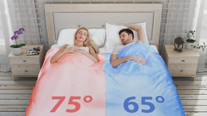 This duvet can keep the bed warm and cool at the same time