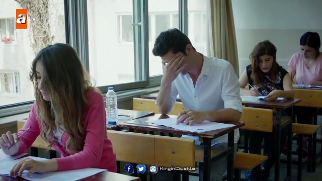 Kırgın Çiçekler LYS sınavında!- Boş Ders - Feridun Düzağaç - Kırgın Çiçekler 88.Bölüm (Sezon Finali)