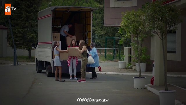 Kırgın Çiçekler’in yeni yuvası! - Kırgın Çiçekler 89.Bölüm (Yeni Sezon)