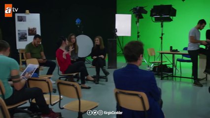 Hırsızıyla yüzleşen Feride! - Kırgın Çiçekler 95.Bölüm