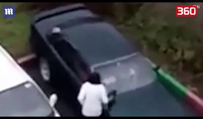 Burri nuk i jepte divorcin, shikoni sesi hakmerret gruaja ndaj tij (360video)