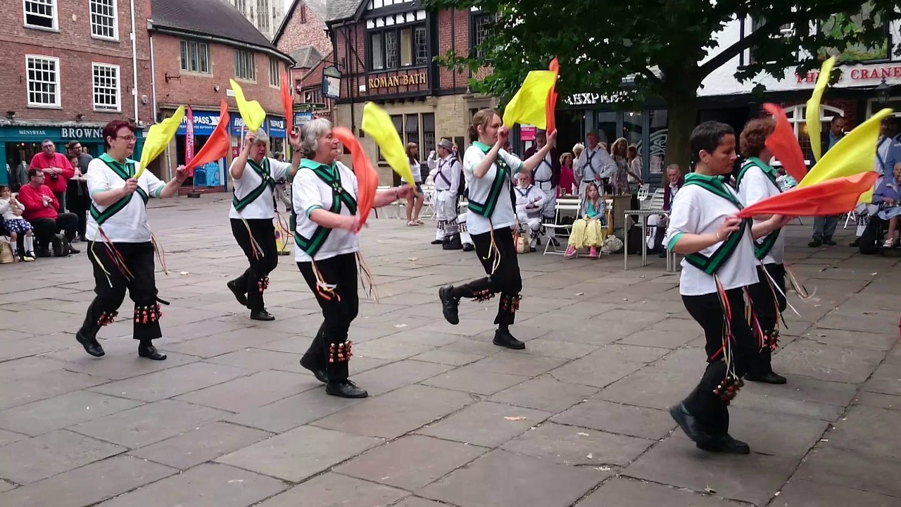 MORRIS DANCERS vid 7