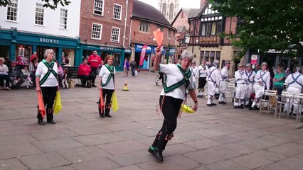 MORRIS DANCERS vid 9