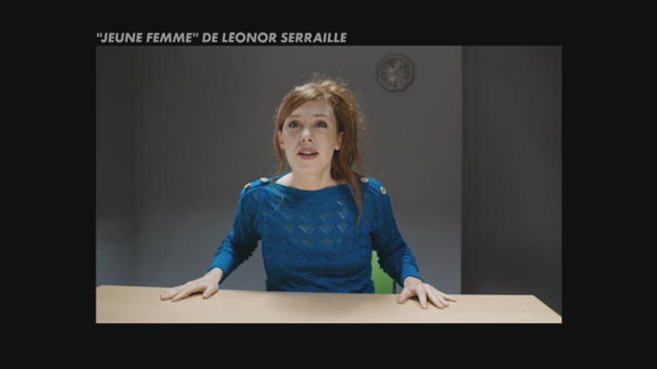 Jeune femme - Le cercle