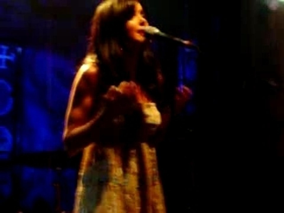 Showcase Jenifer MyNRJ.Com Comme un hic