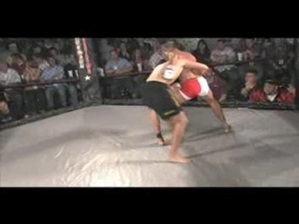 JoseLuisMedranosKOatLoneStarBeatdown