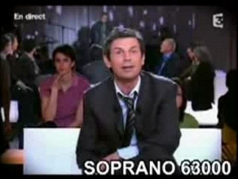 LIVE SOPRANO PUISQU'IL FAIT VIVRE (FRANCE.3) - LEA AU PIANO