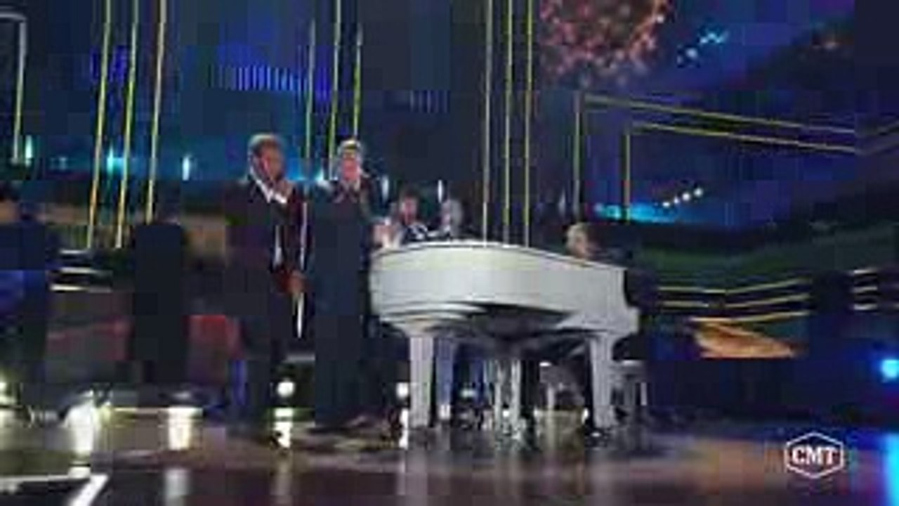 Backstreet Boys Perform Florida Georgia Line’s “H.O.L.Y.”  2017 CMT Artists of the Year