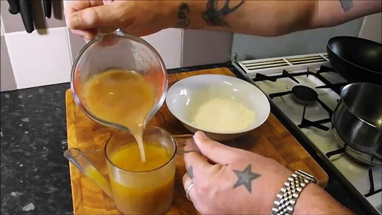 How To Make Perfect Roast Turkey Gravy.Turkey Gravy.TheScottReaProject.