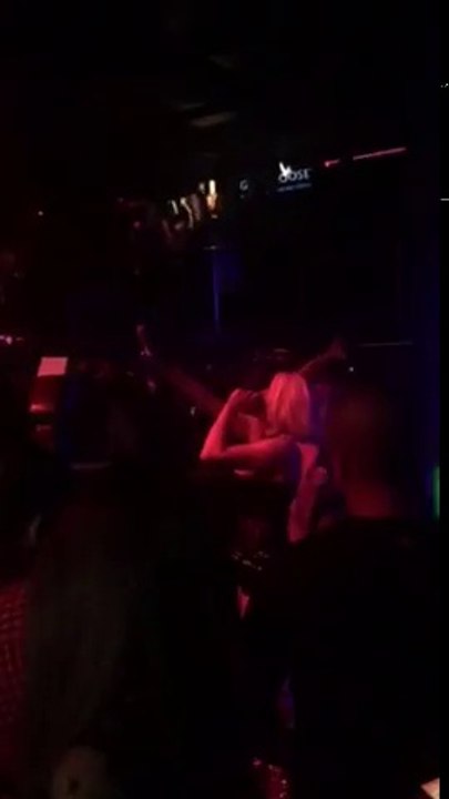 Jelena Karleusa - Nastup Paradiso (Novi Sad 2017)